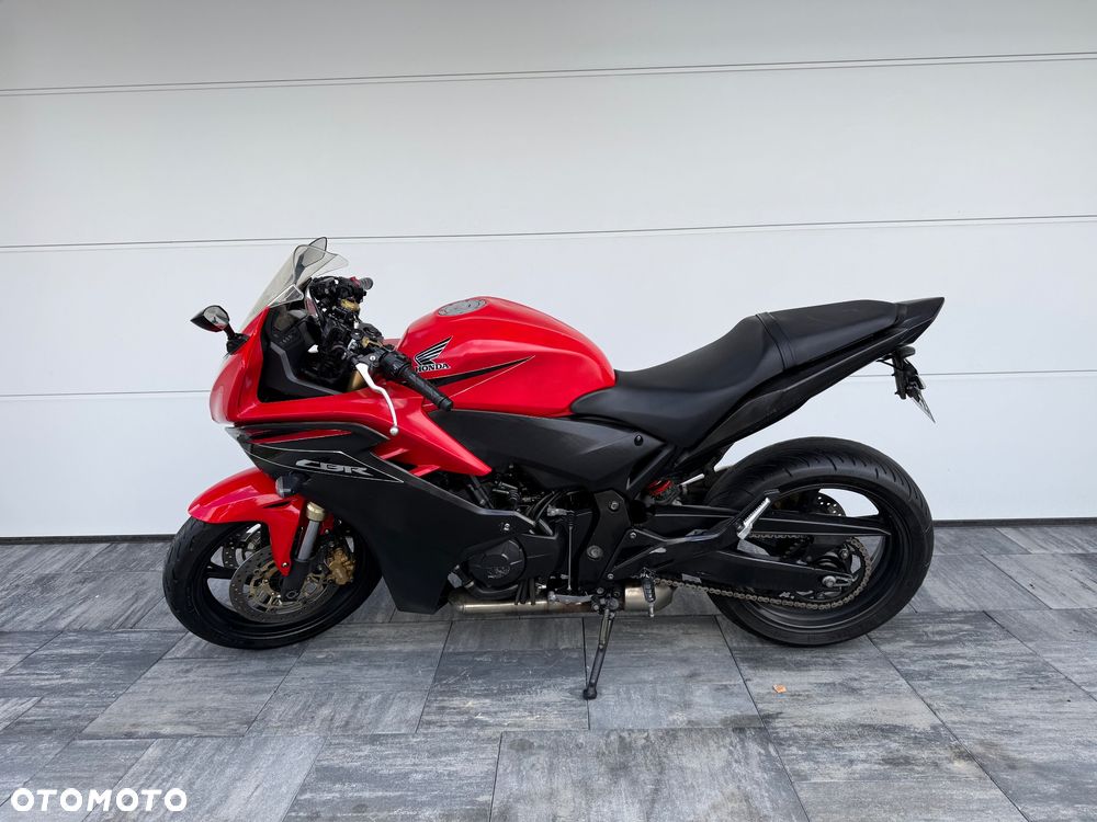 Honda CBR - 12