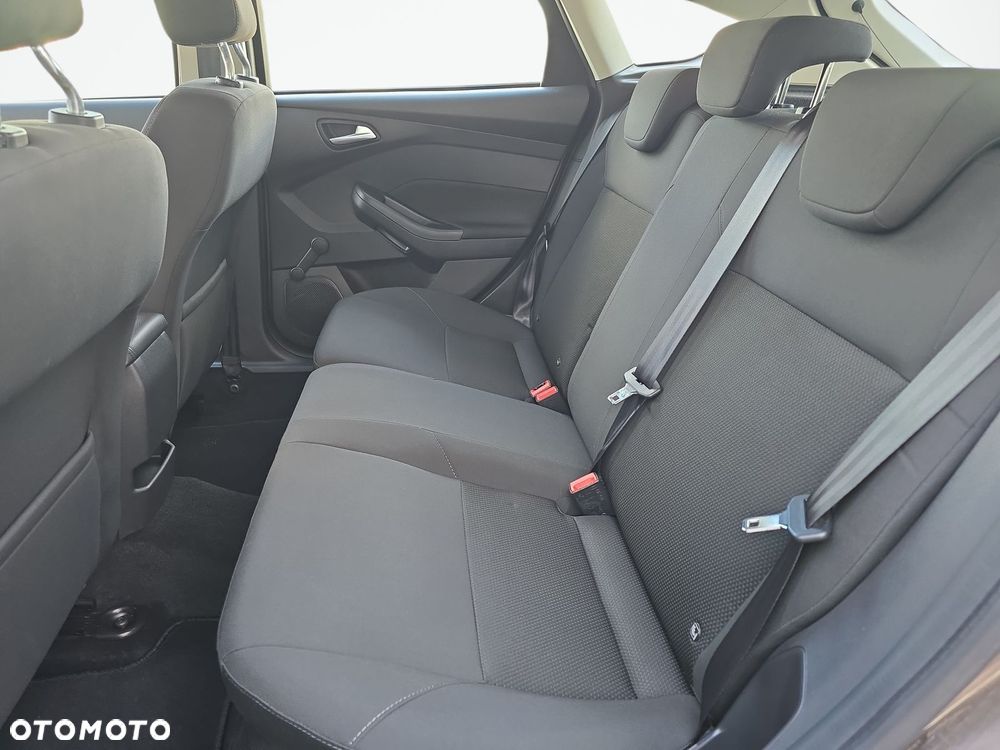 Ford Focus 1.0 EcoBoost Trend - 13