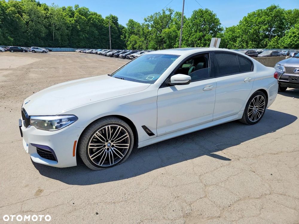 BMW Seria 5 540i xDrive M Sport Edition - 3
