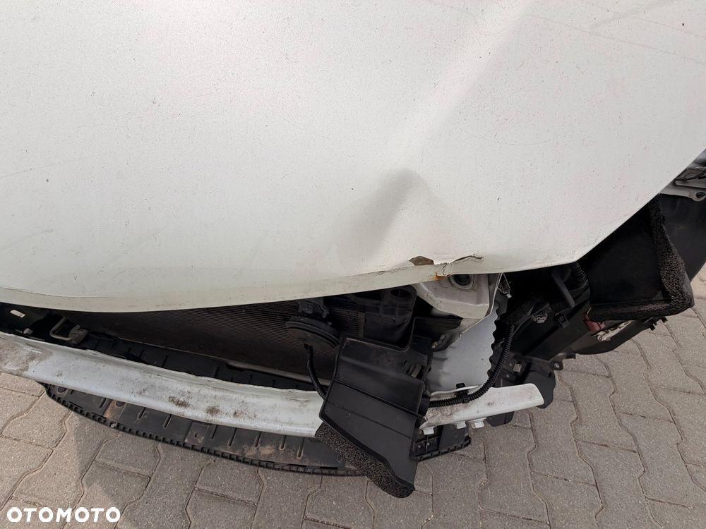 Toyota Yaris Hybrid 100 Business Edition - 21
