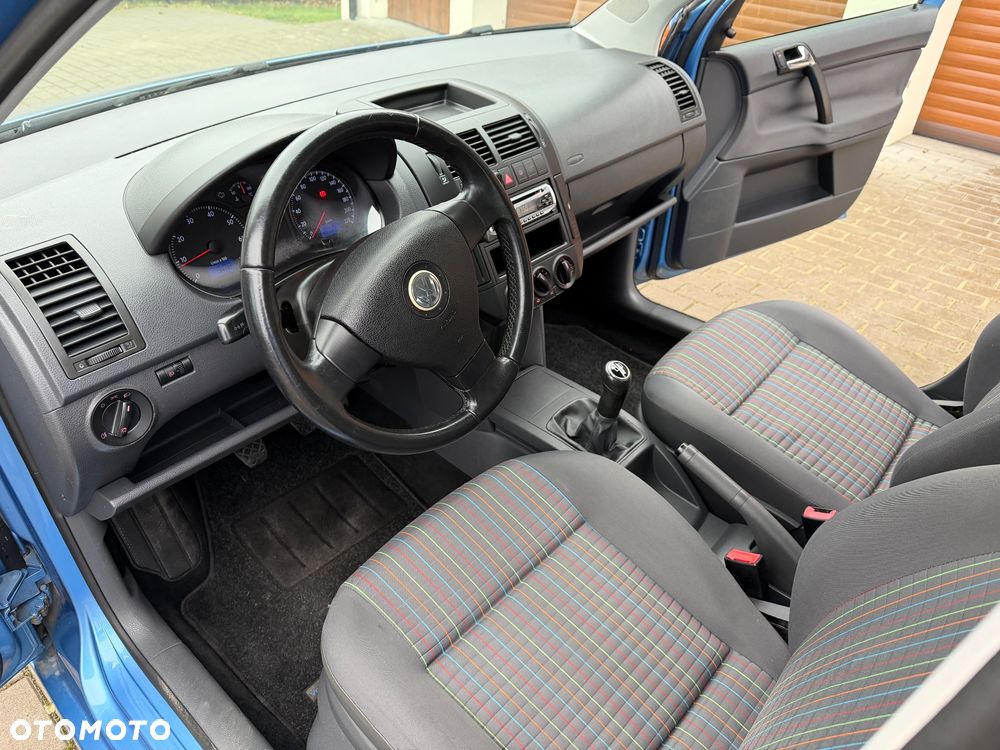 Volkswagen Polo 1.2 Comfortline - 28