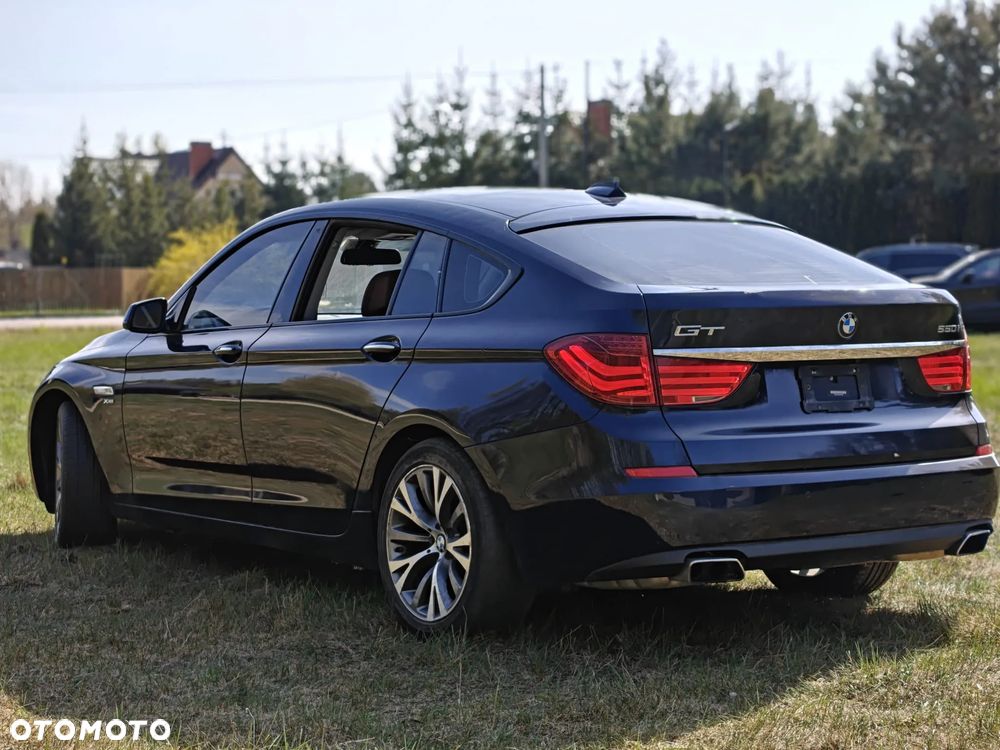 BMW 5GT 550i xDrive - 3