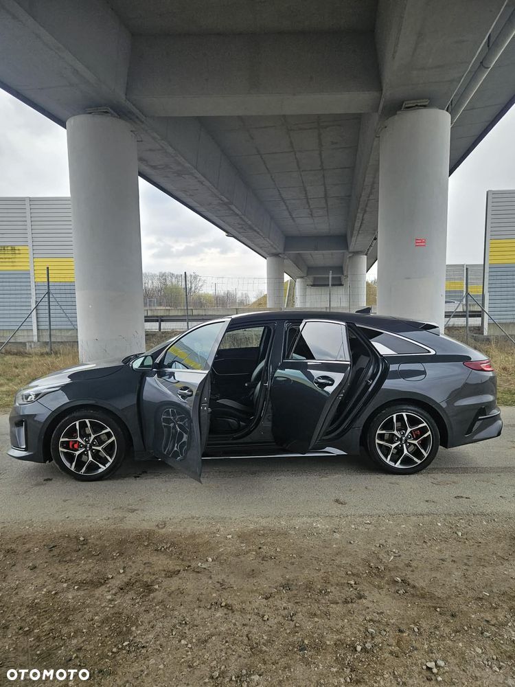 Kia ProCeed 1.4 T-GDI DCT7 OPF GT LINE - 6