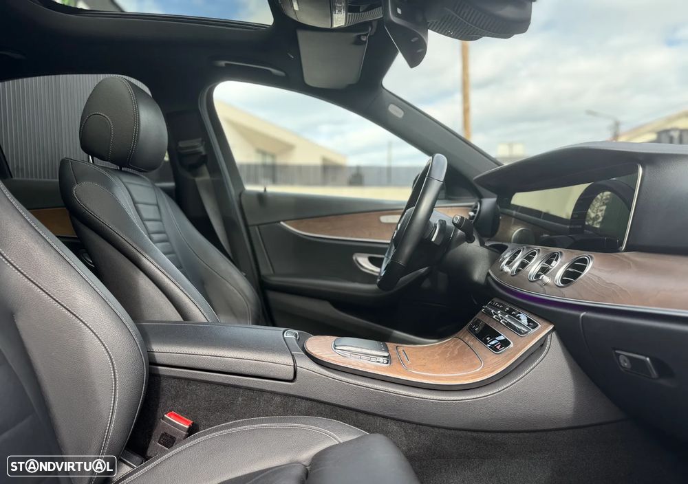 Mercedes-Benz E 300 de 9G-TRONIC AMG Line - 32