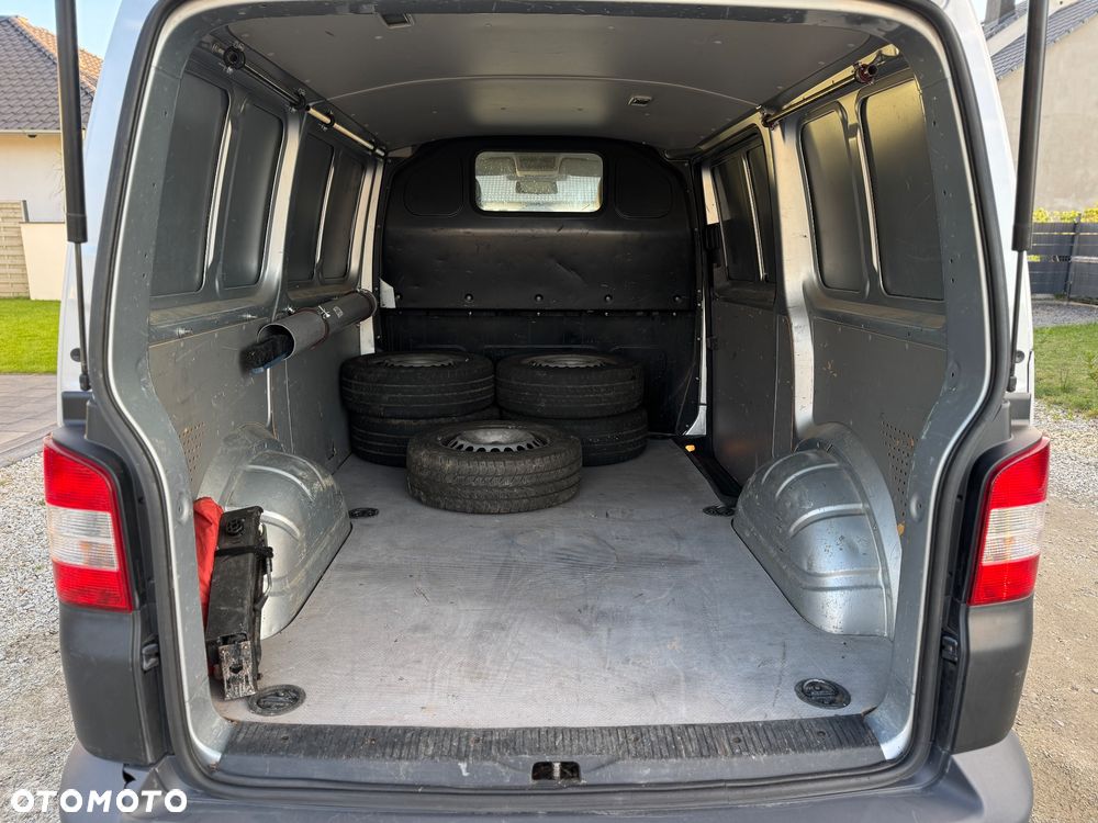 Volkswagen Transporter - 25