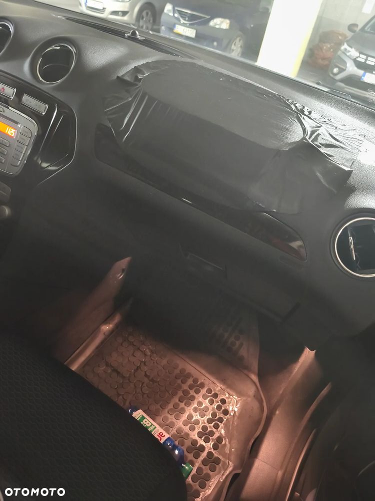 Ford Mondeo 1.8 TDCi Trend - 13