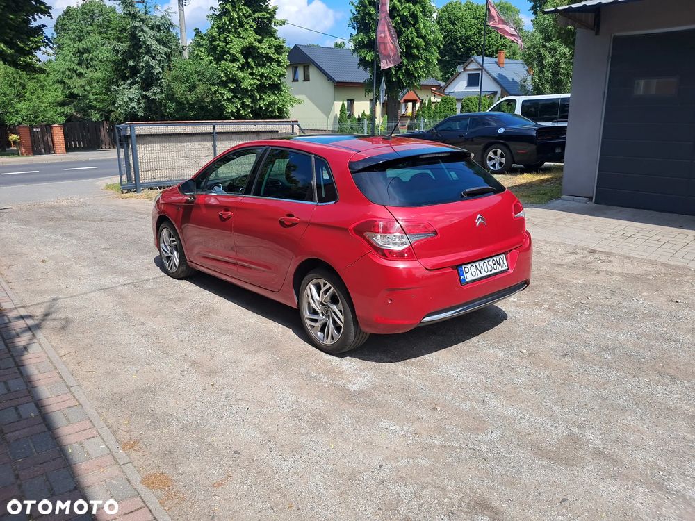 Citroën C4 HDi 150 Exclusive - 4