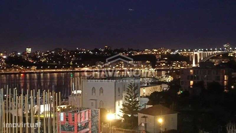 Apartamento de Luxo no Empreendimento São Paio - Grande imagem: 2/12