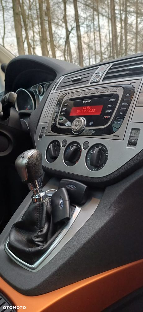 Ford Kuga 2.0 TDCi 4x4 Titanium - 19