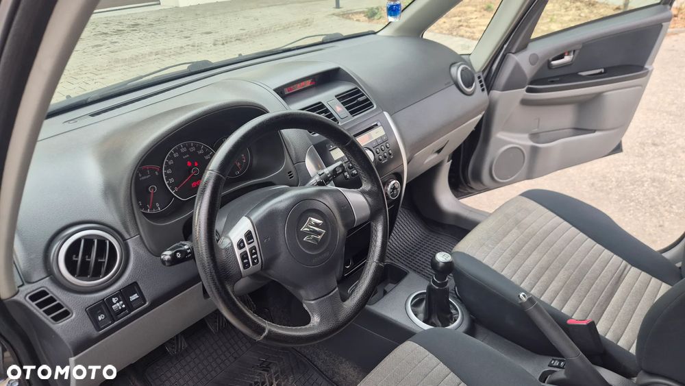 Suzuki SX4 1.6 VVT 4x4 Club - 12