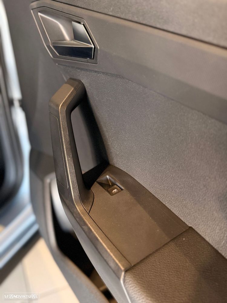 SEAT Arona 1.0 TSI Style — fotografia 50