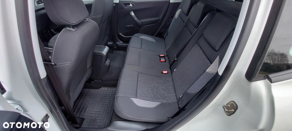 Peugeot 2008 PureTech 110 Stop&Start EAT6 Active - 22