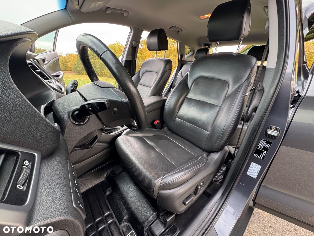 Hyundai Tucson 2.0 CRDI 4WD Automatik Premium - 24