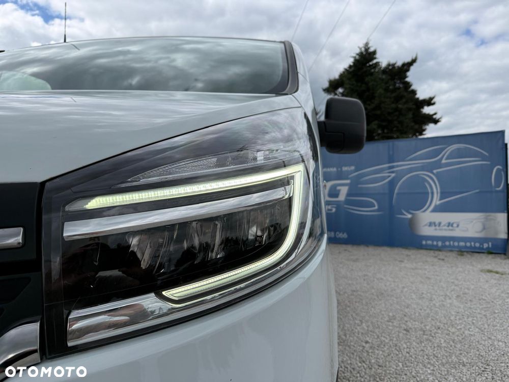 Renault TRAFIC - 10