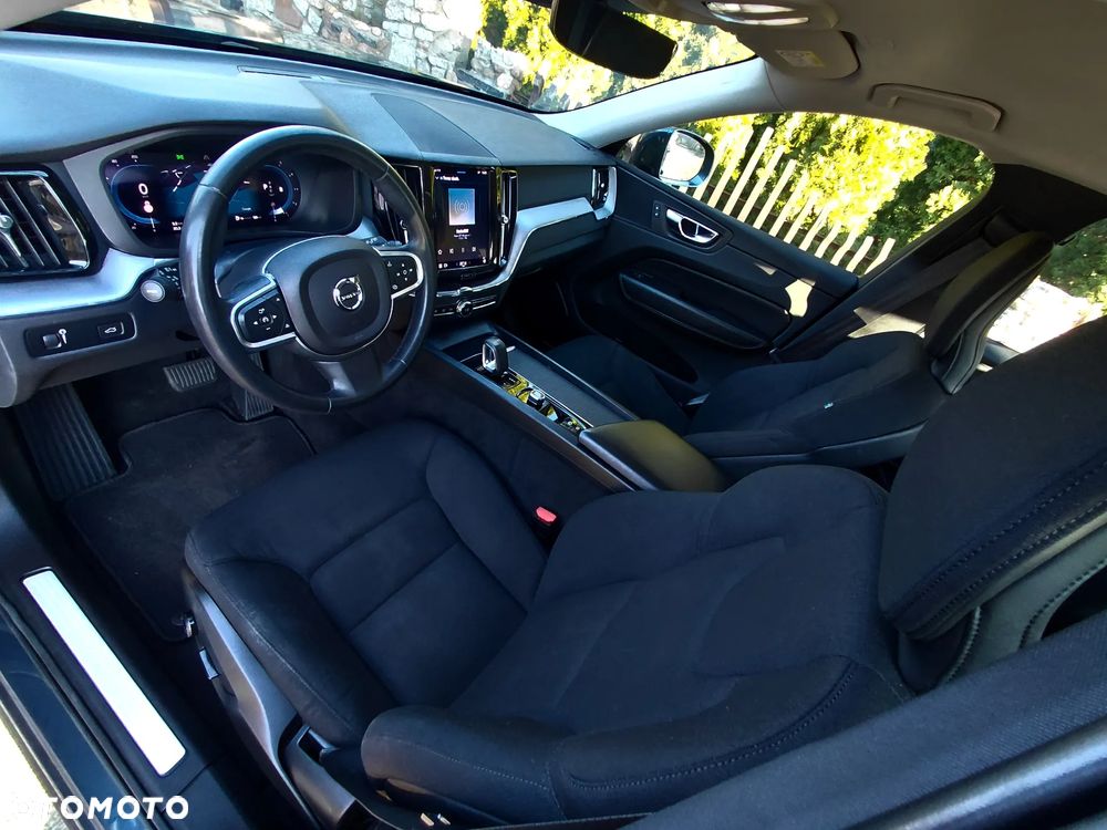 Volvo XC 60 B4 D AWD Geartronic Momentum - 20