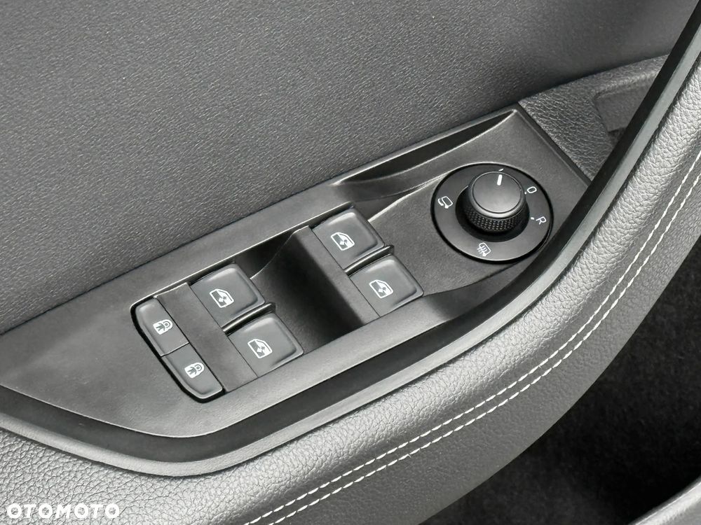 Skoda Superb 2.0 TDI SCR Style DSG - 26