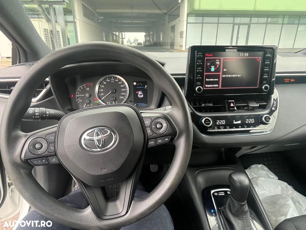 Toyota Corolla 1.8 HSD Exclusive interior Negru - 4