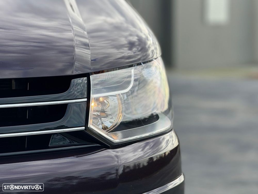 VW Multivan 2.0 TDi 180 Highline BlueMotion - 20