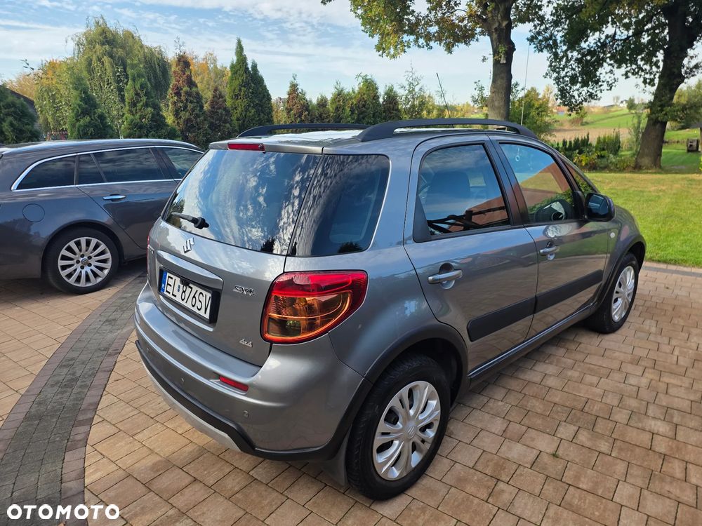 Suzuki Sx4 2010 photo 3