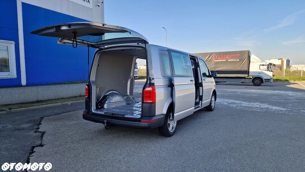 Volkswagen Transporter T6 TDI L2H1 Plus Comfortline 4Motion DSG - 9