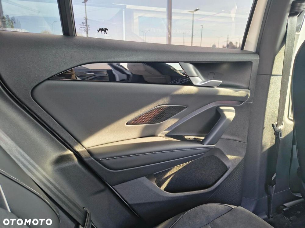 Volkswagen Tiguan - 27