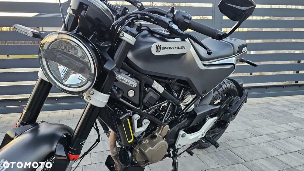 Husqvarna Svartpilen - 3
