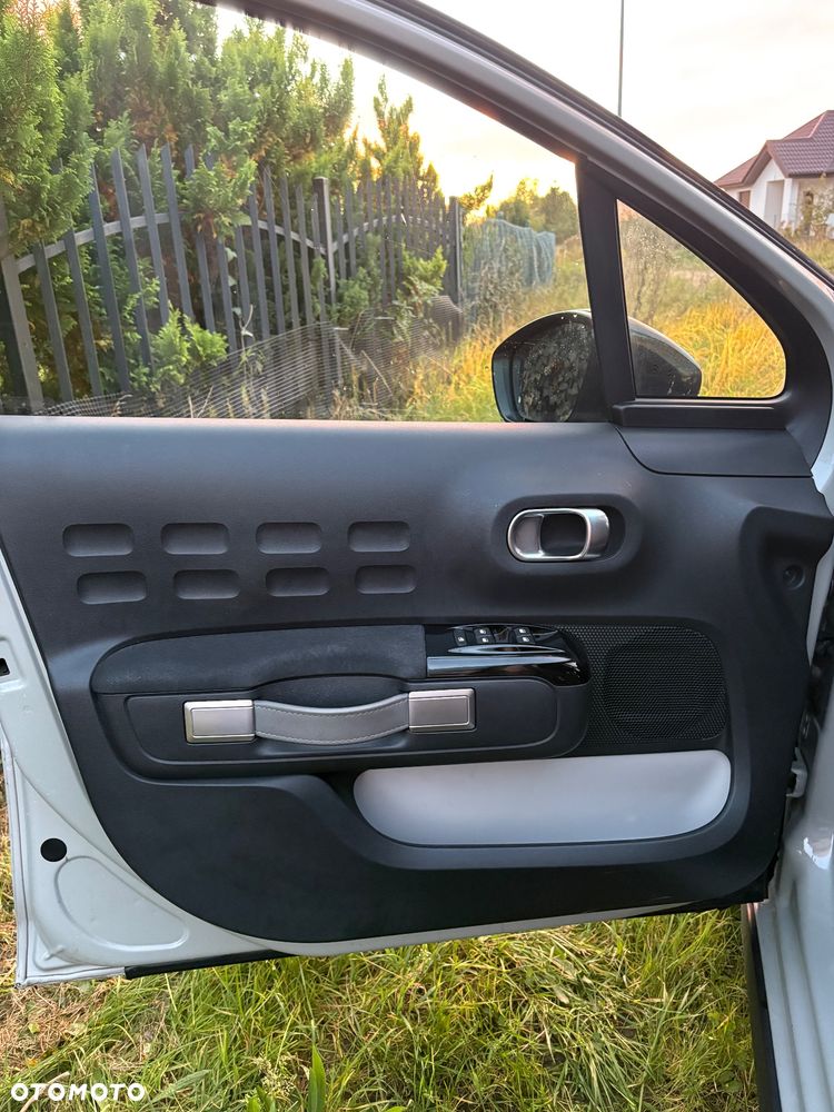 Citroën C3 1.2 PureTech Shine - 29