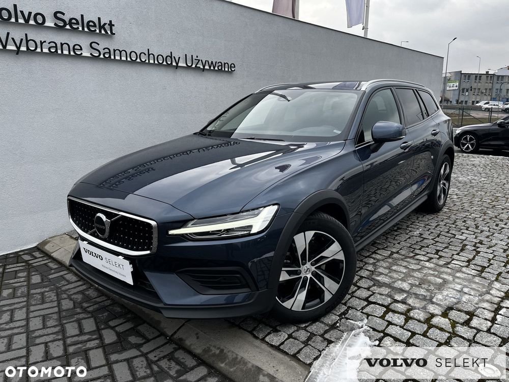 Volvo V60 Cross Country - 4