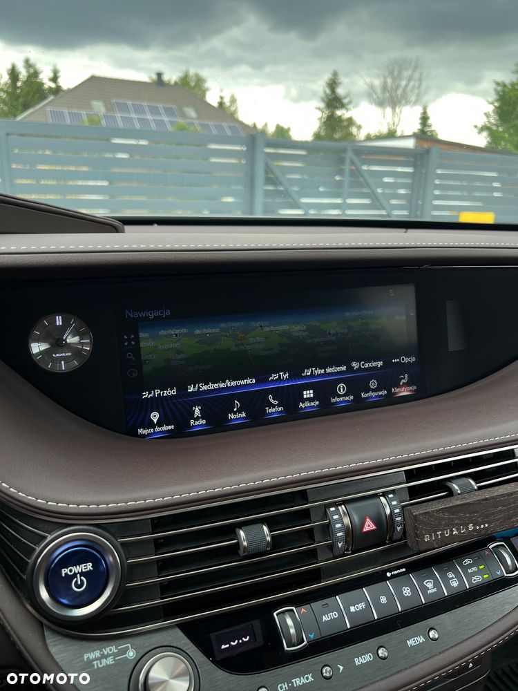 Lexus LS - 28