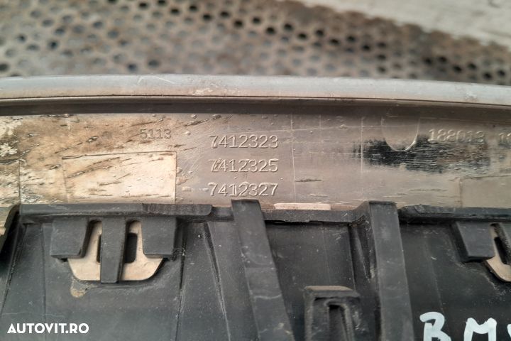 Grila bara fata stanga 7412323 BMW Seria 5 F11  [din 2009 pana  2013] - 1