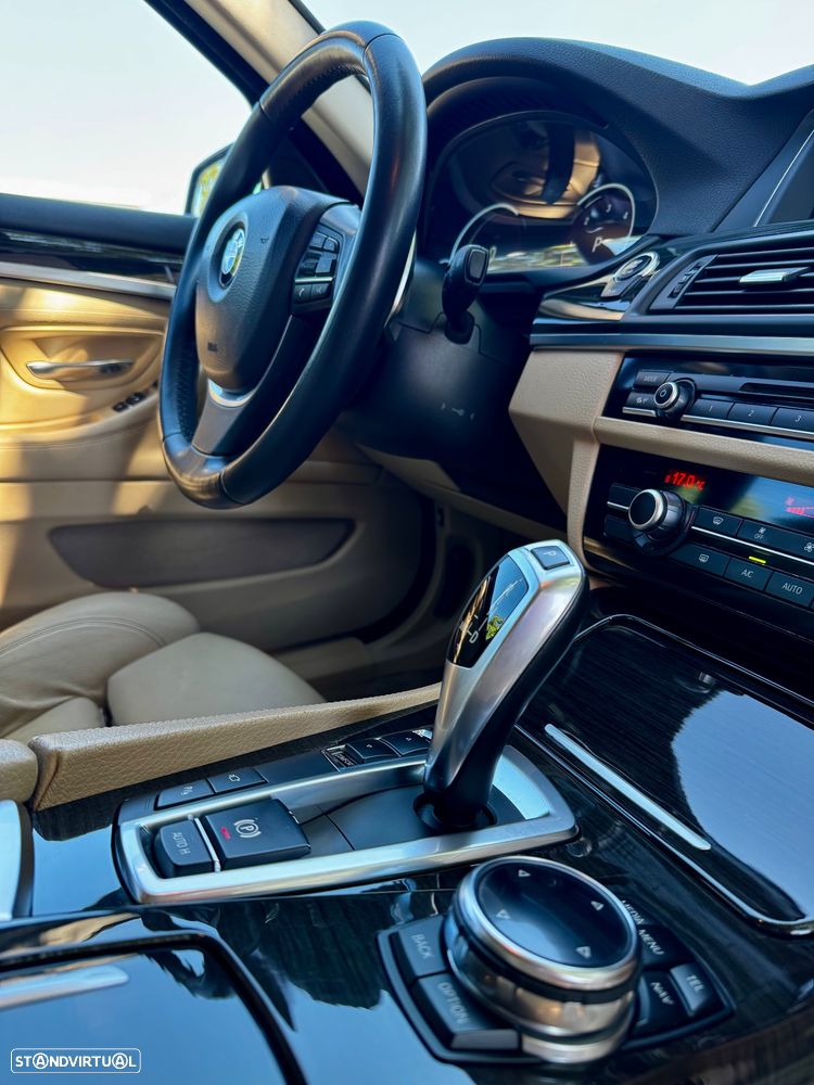 BMW 520 d Line Luxury Auto - 24