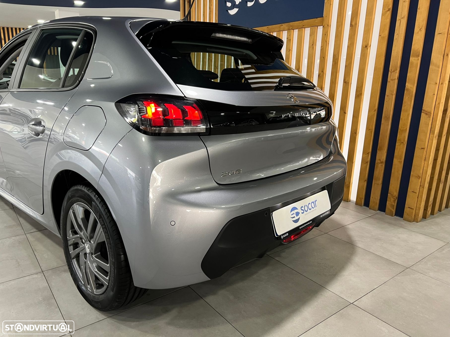 Peugeot 208 1.2 PureTech Active Pack - 9