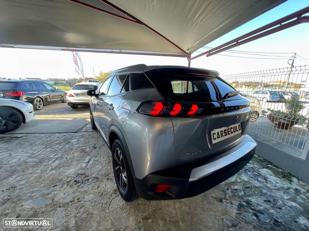 Peugeot 2008 1.2 PureTech Allure - 4