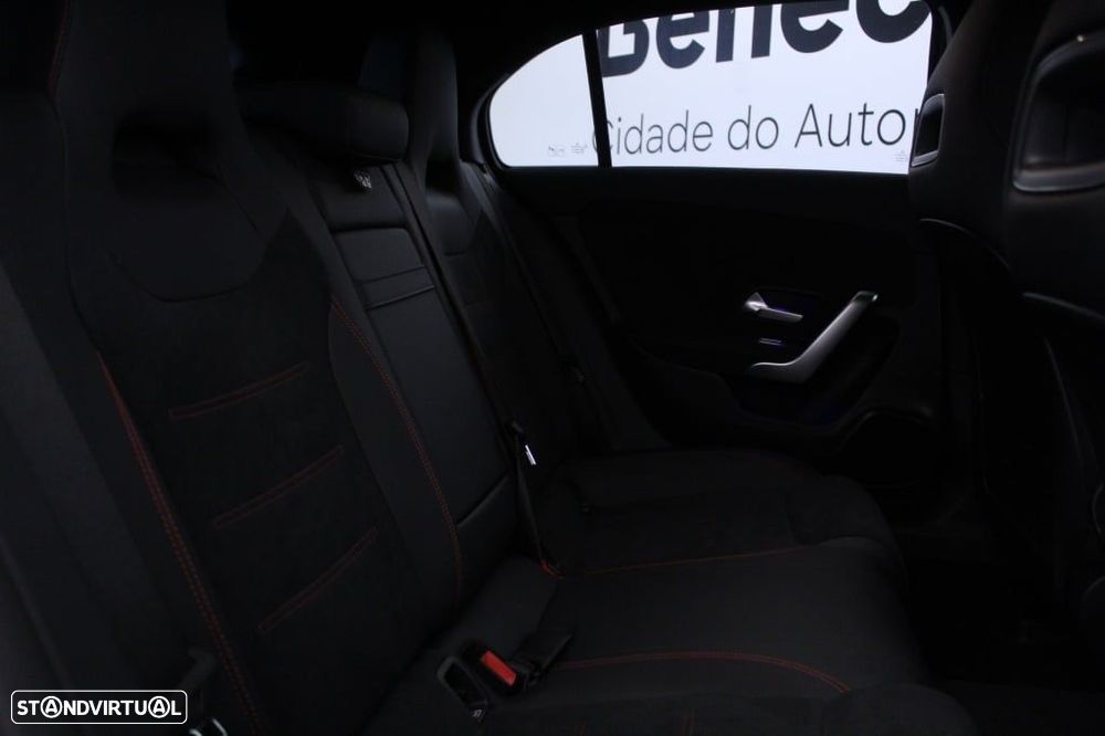 Mercedes-Benz A 250 e AMG Line - 15