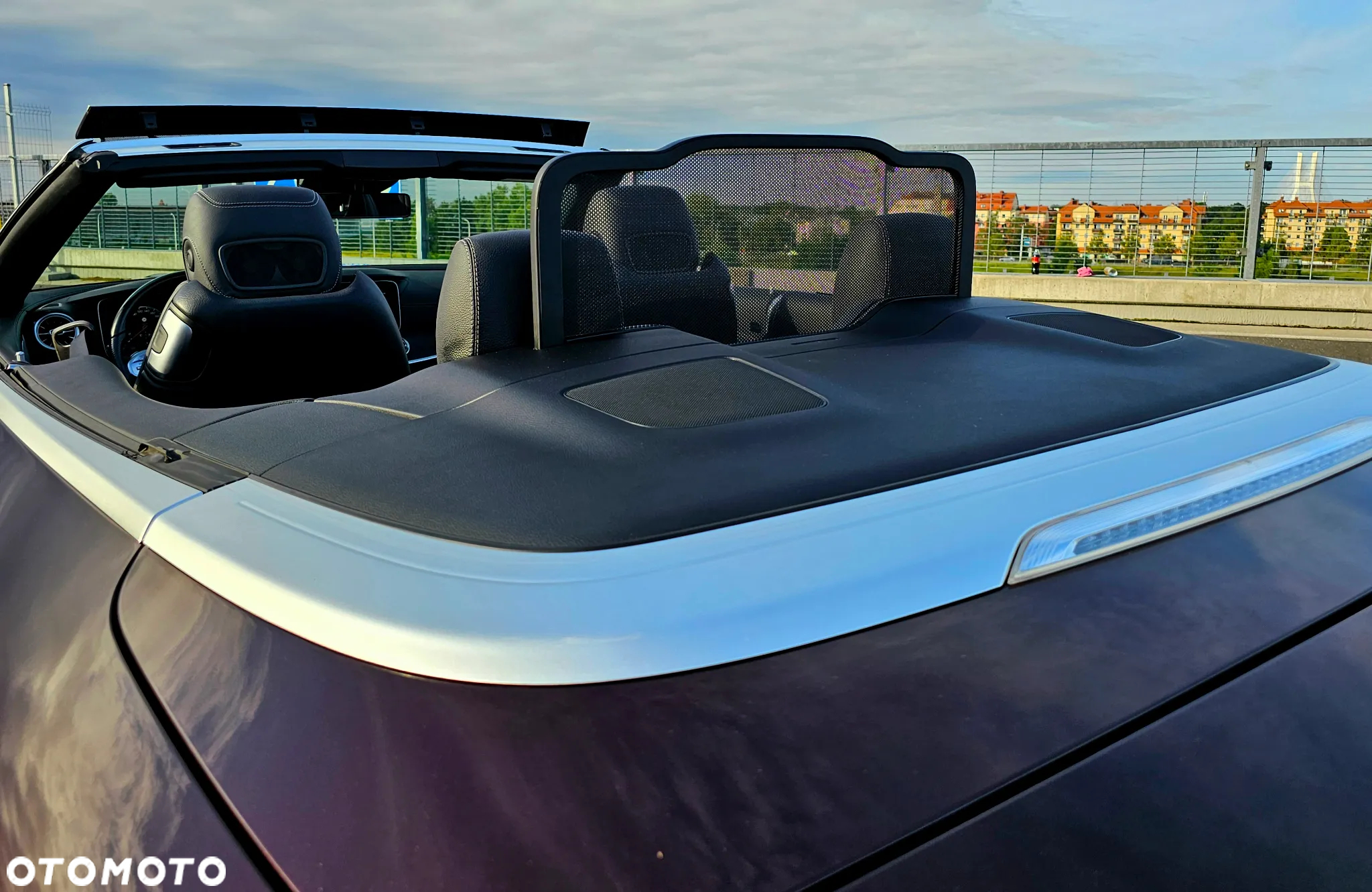 Mercedes-Benz Klasa E 220 d Kabriolet 9G-TRONIC - 19