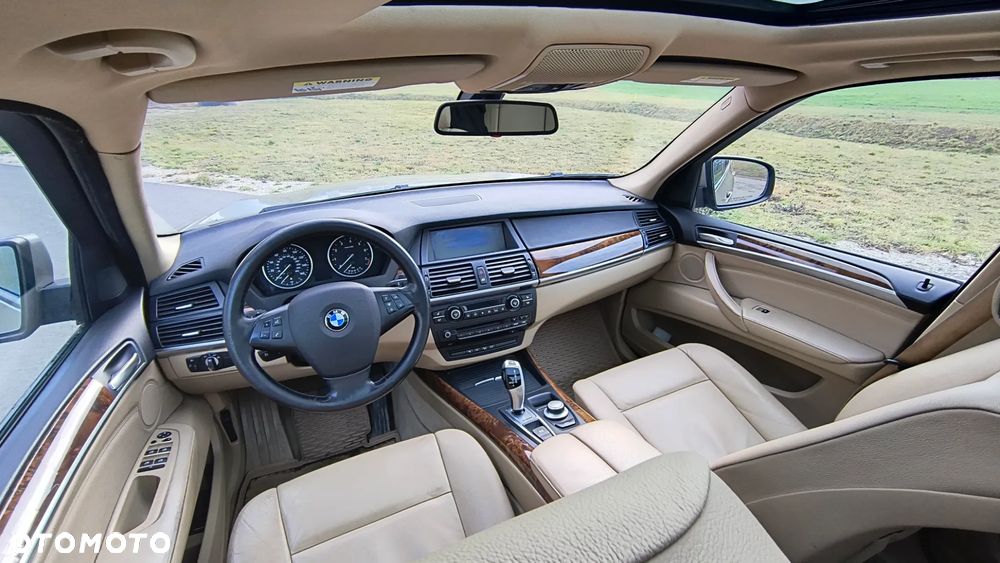 BMW X5 3.0si - 5