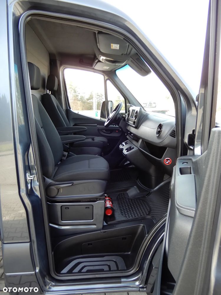 Mercedes-Benz Sprinter 319 CDI V6 3.0 CDI 190 KM Automat 7G-Tronic Auto-Sklep Food Truck Bar Smażalnia Izoterma Chłodnia Mrożnia Agregat Thermo King Zasilany Na Postoju V230 STAN NOWY JEDYNY TAKI POLECAM - 29