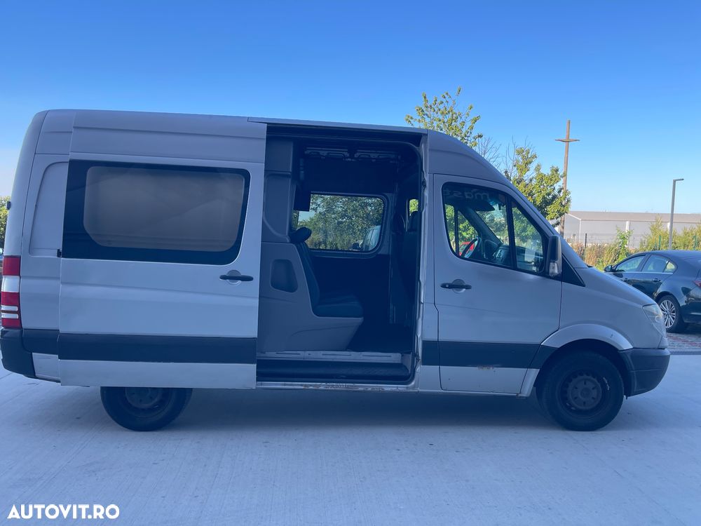 Mercedes-Benz Sprinter - 2