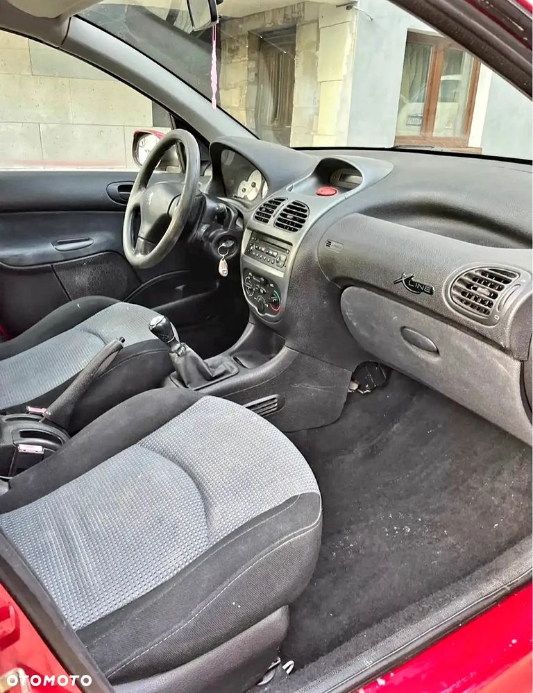Peugeot 206 - 6