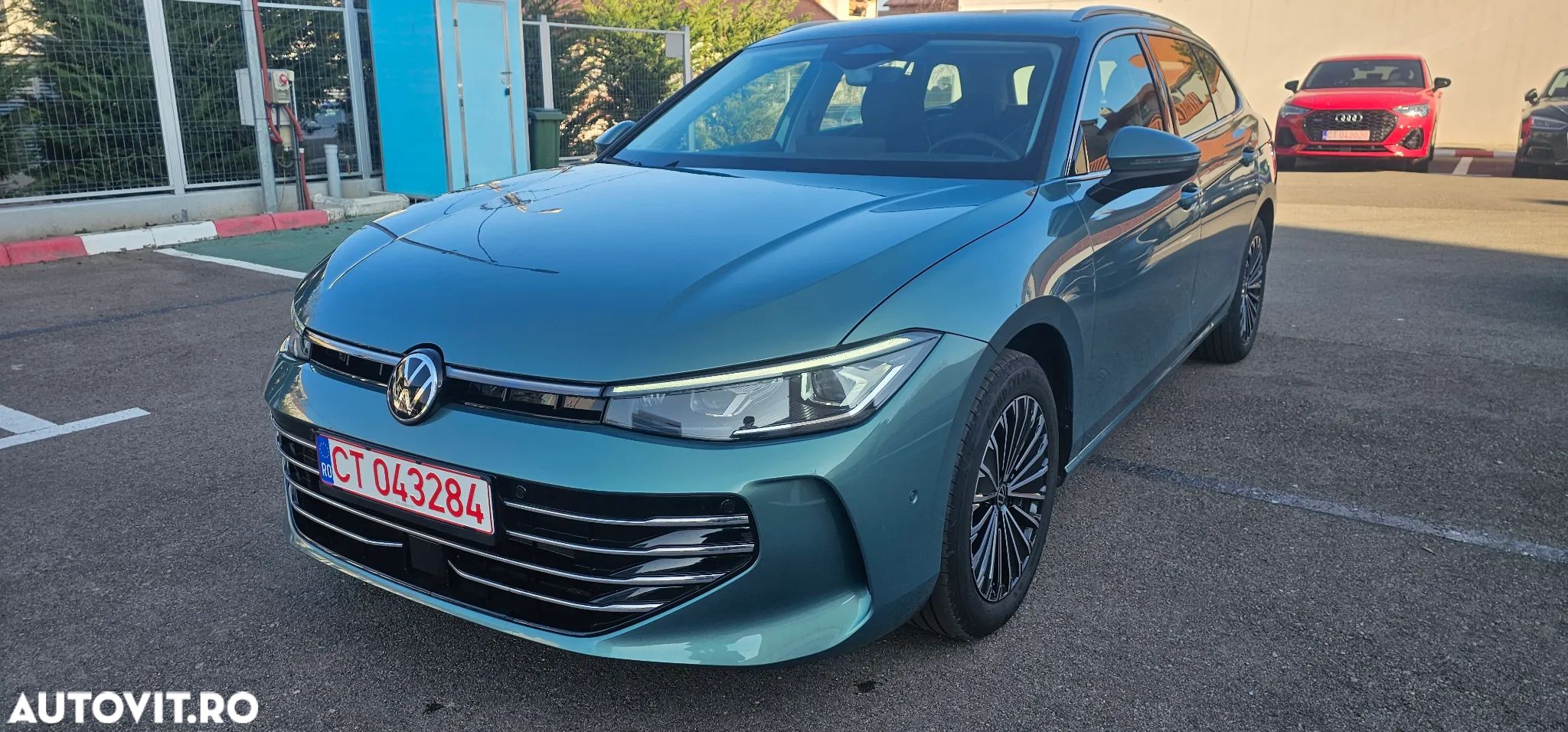 Volkswagen Passat Variant 1.5 eTSI DSG MHEV Business - 1