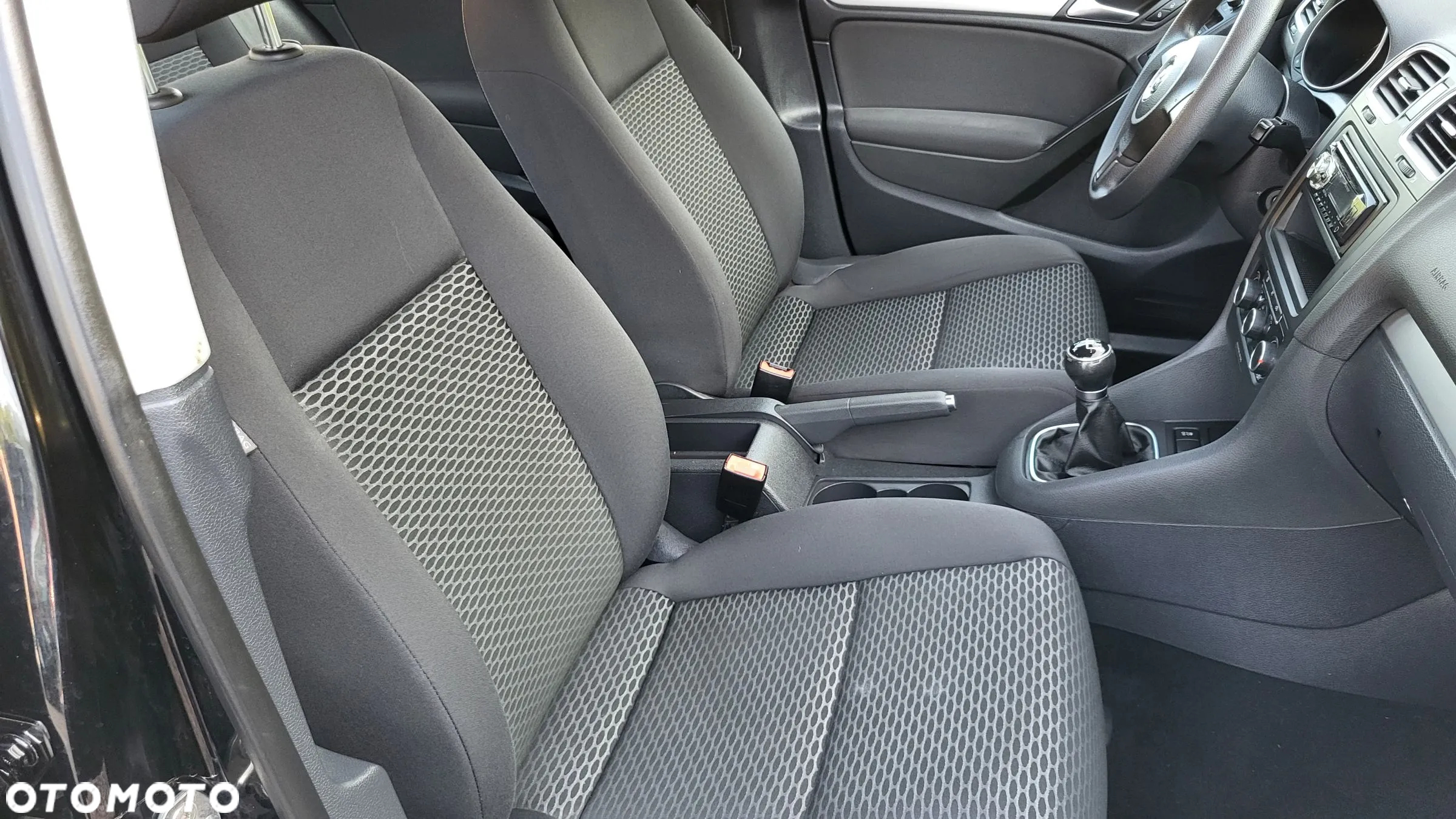 Volkswagen Golf 1.6 TDI 4Motion BlueMotion Technology Trendline - 29