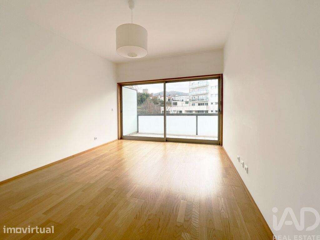 Apartamento T2 em Azurém - Grande imagem: 2/10