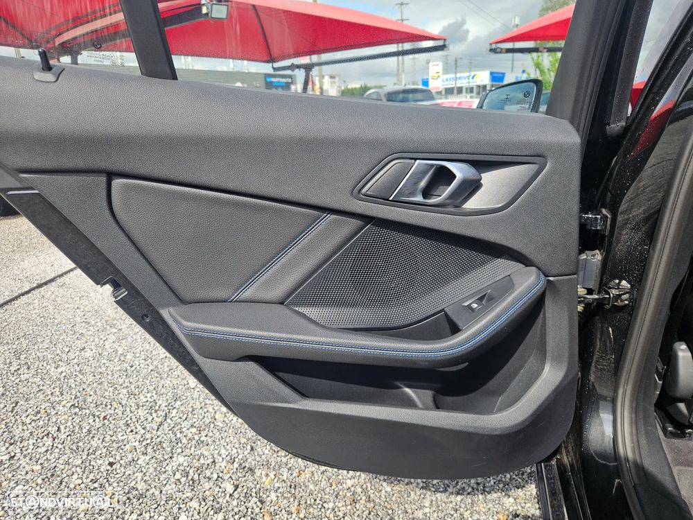 BMW 116 d Pack Desportivo M - 21