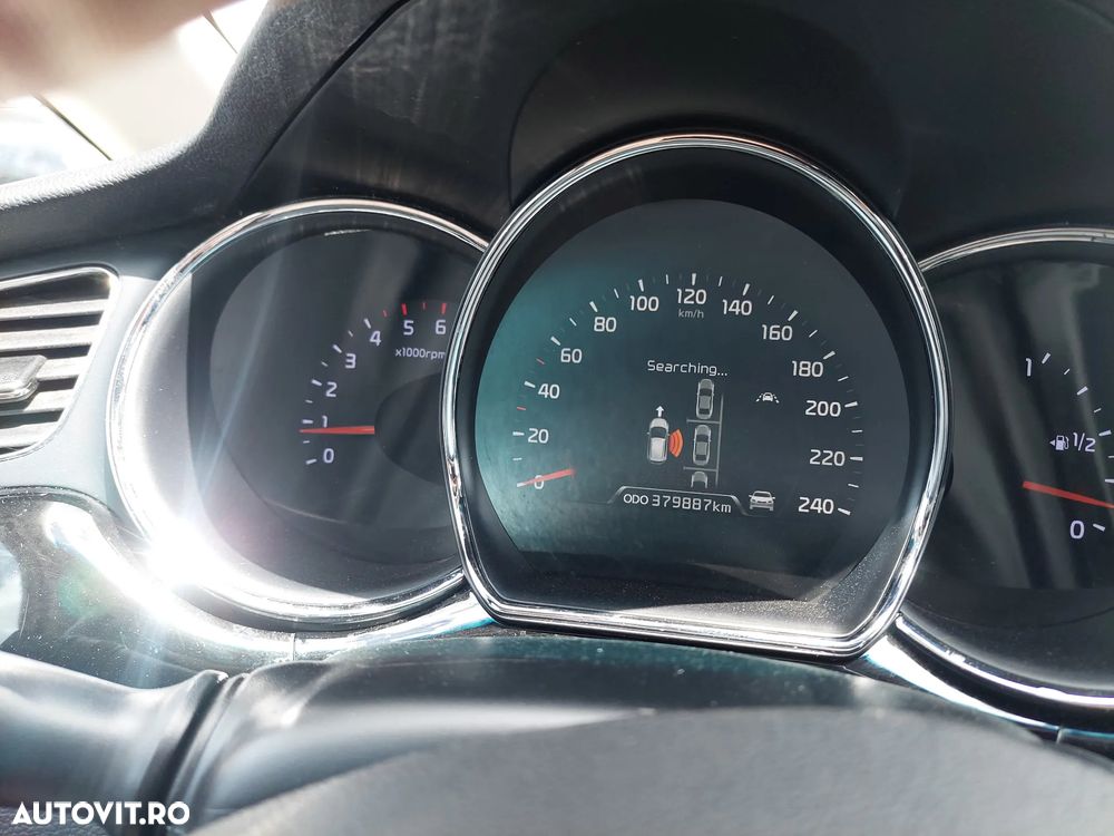 Kia Ceed - 24