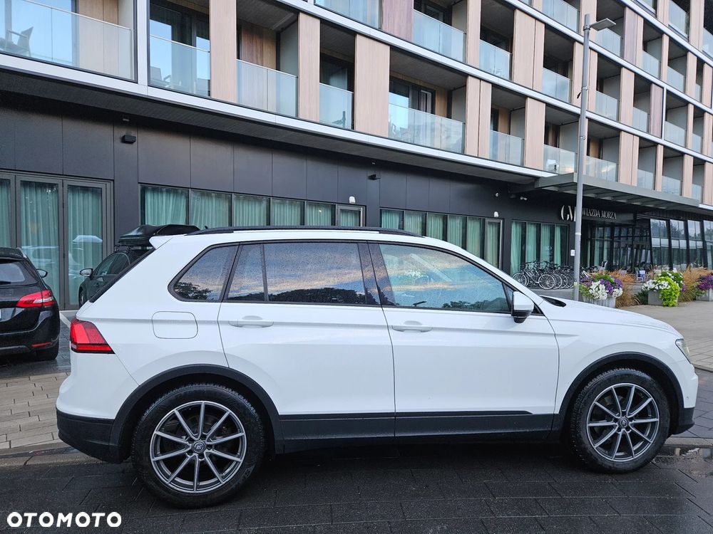 Volkswagen Tiguan - 2