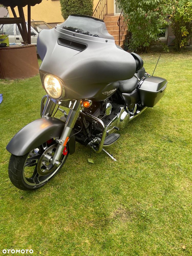 Harley-Davidson Touring Street Glide - 7