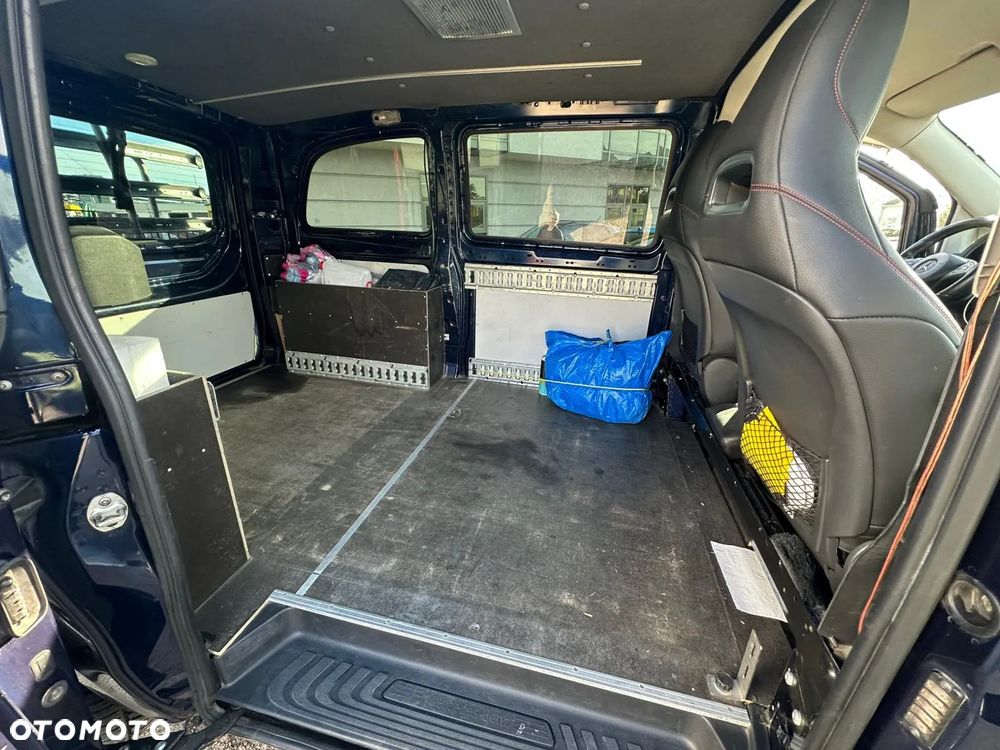Mercedes-Benz Vito - 11