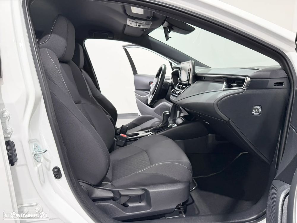 Toyota Corolla 1.8 Hybrid Comfort - 37