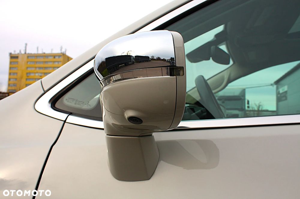 Chrysler Pacifica - 27