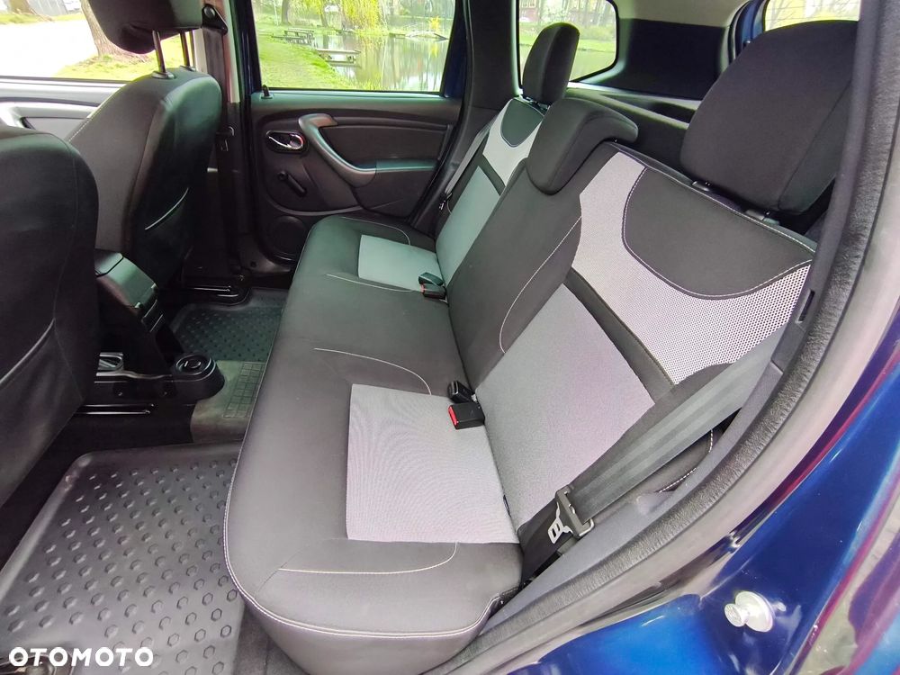 Dacia Duster 1.6 SCe Laureate S&S - 18